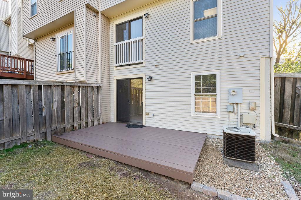 6688 COMANCHE COURT