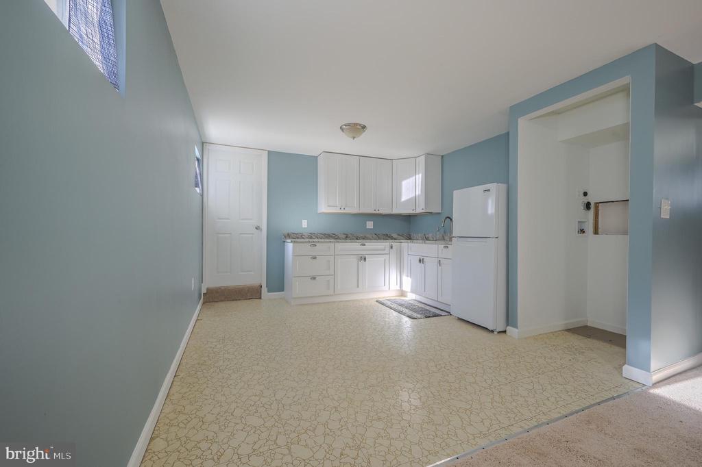 2893 CHALET COURT