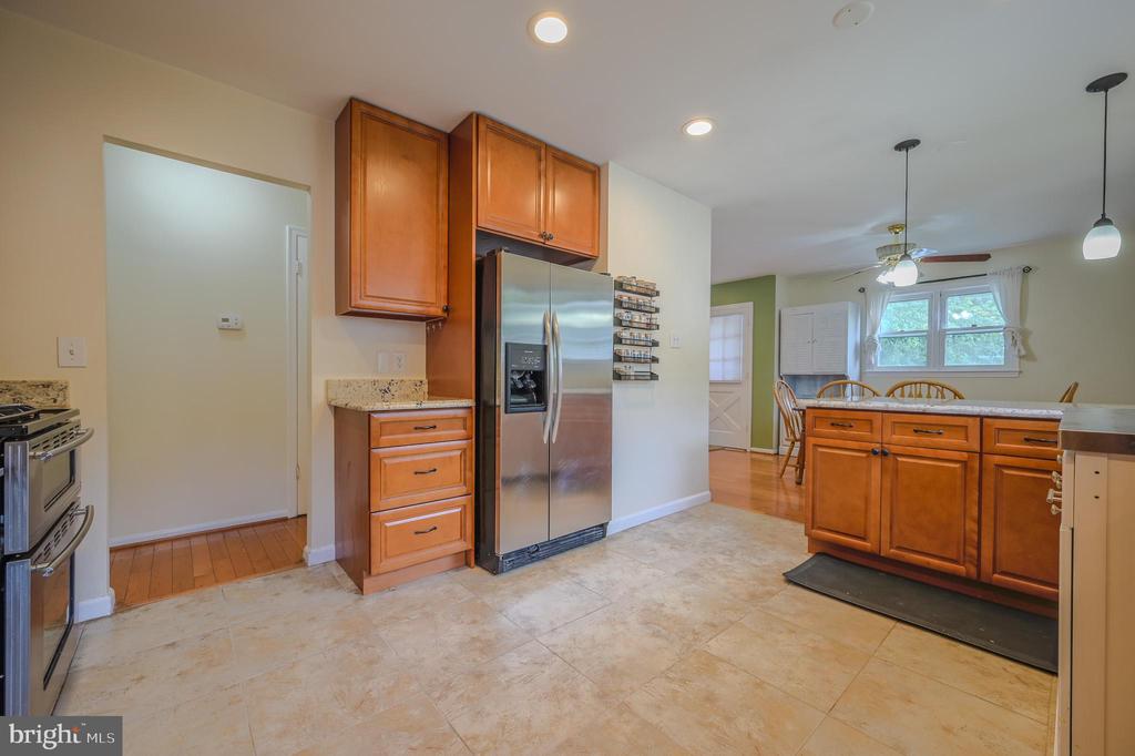 2893 CHALET COURT