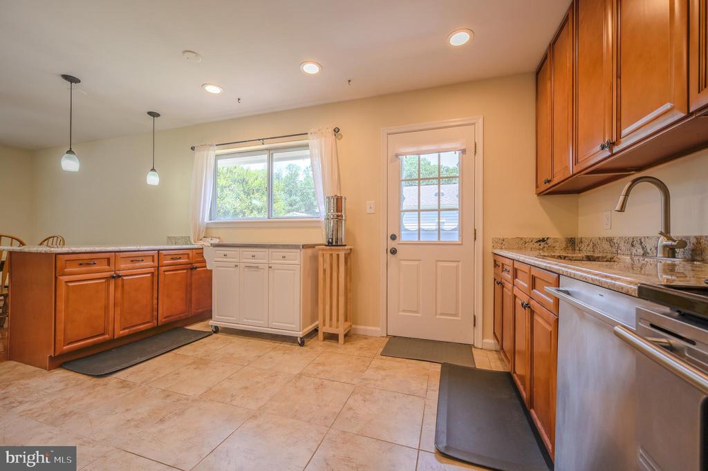 2893 CHALET COURT