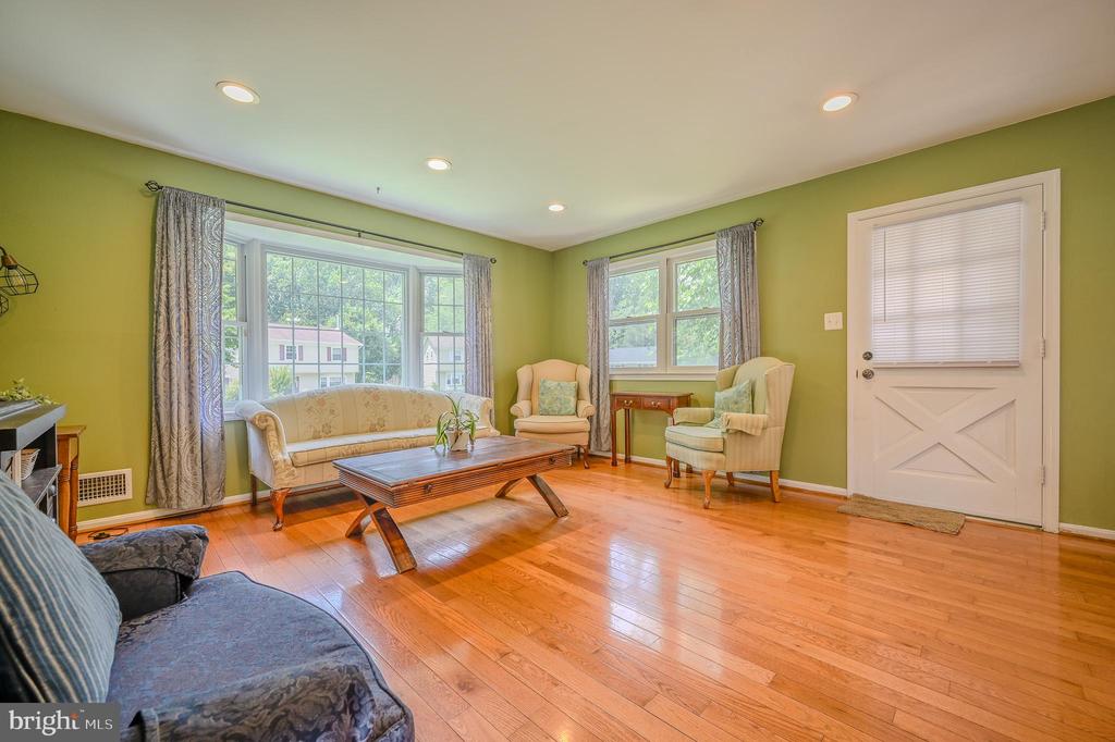 2893 CHALET COURT