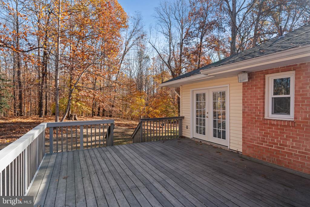 11106 LAKE JACKSON DRIVE