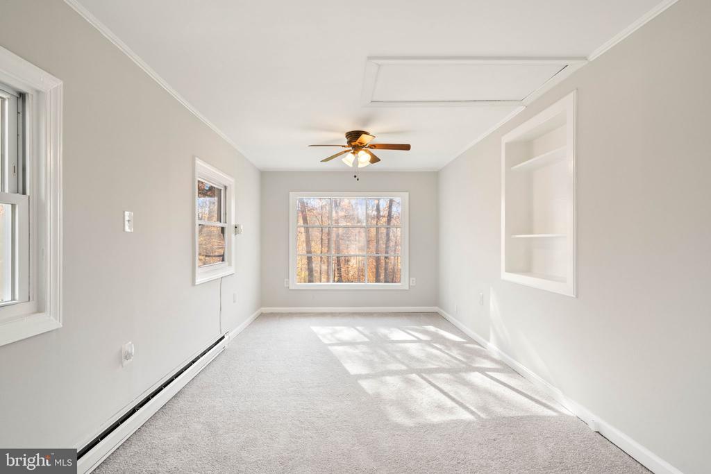 11106 LAKE JACKSON DRIVE