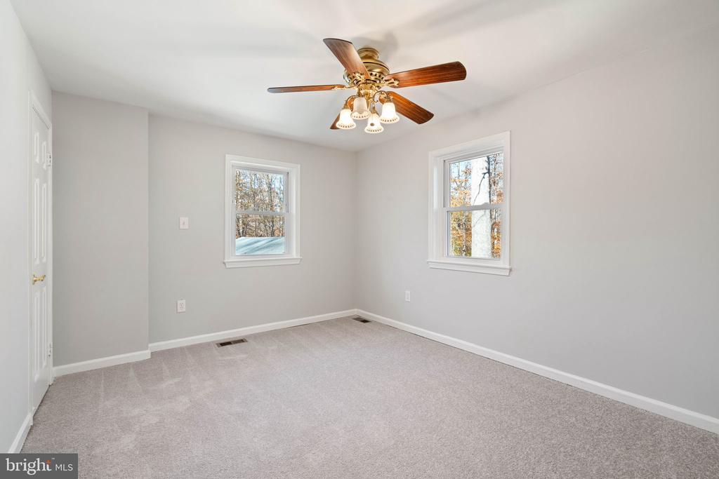 11106 LAKE JACKSON DRIVE