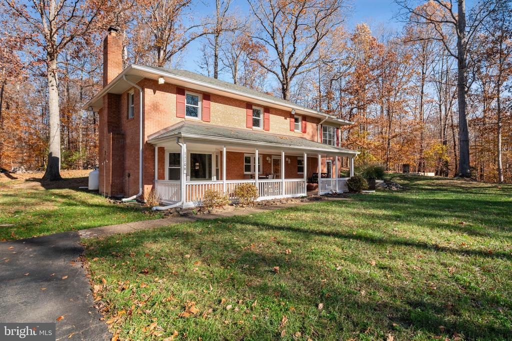 11106 LAKE JACKSON DRIVE