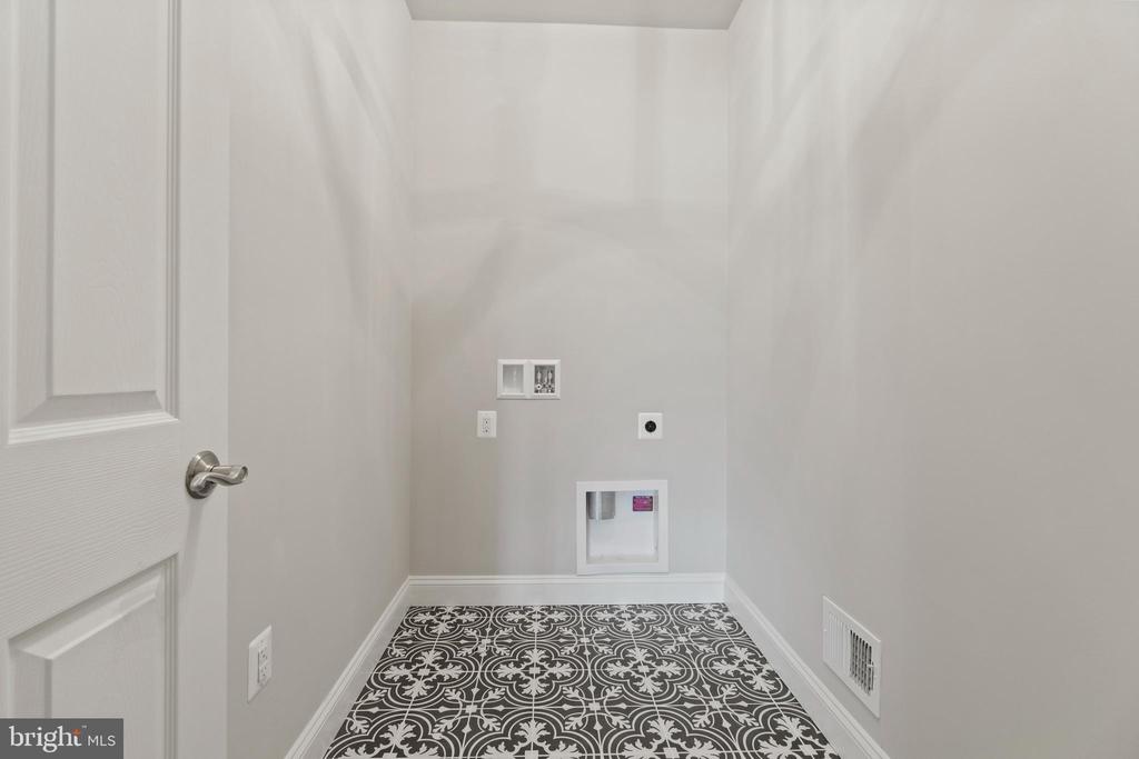 13725 ORLANDO ROAD