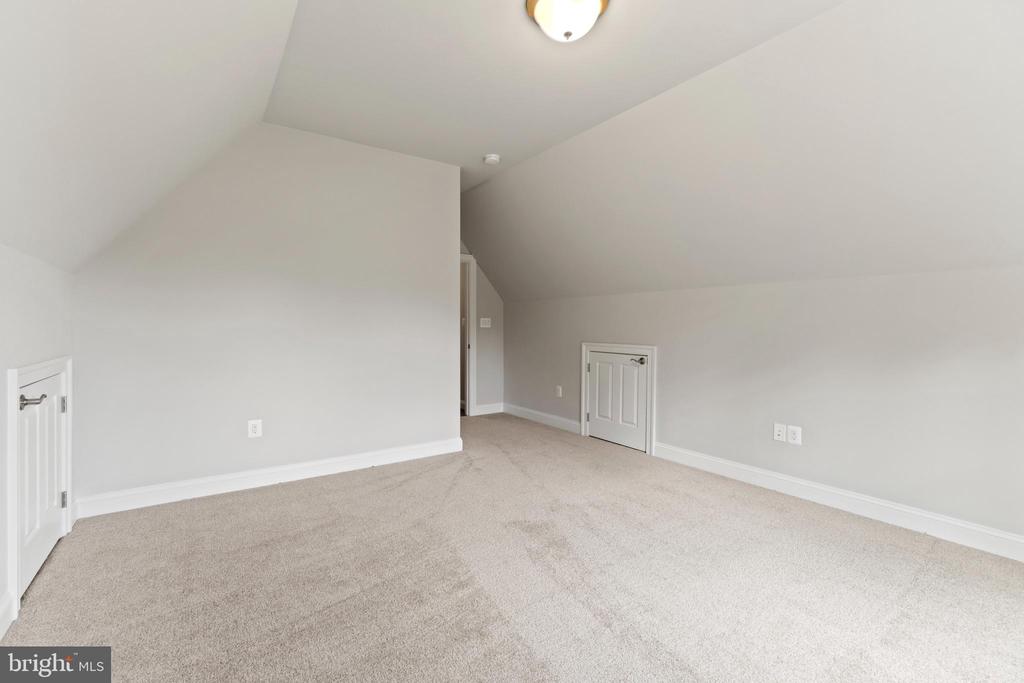 13725 ORLANDO ROAD