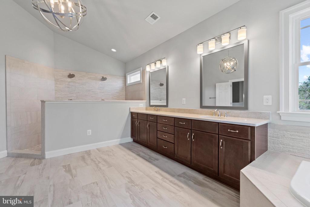 13725 ORLANDO ROAD