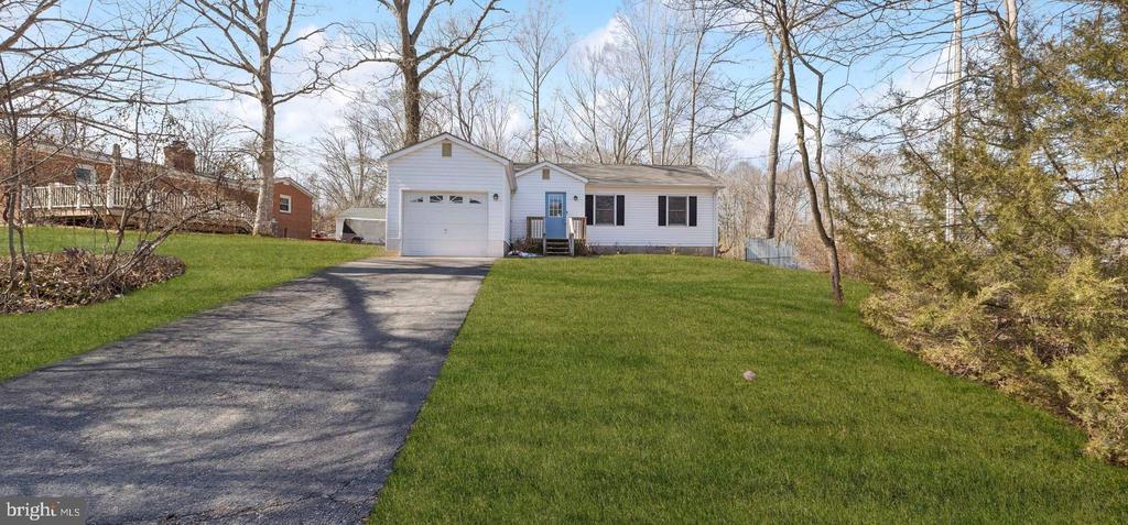 7830 LAKE DRIVE