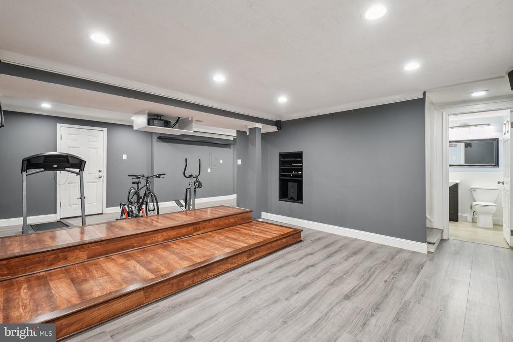 16041 MACEDONIA DRIVE