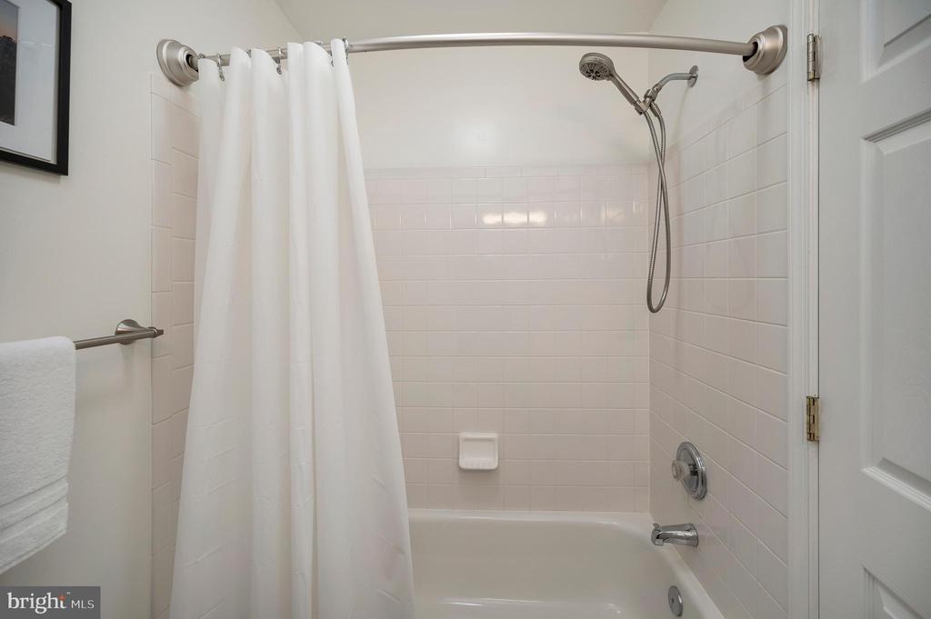 3580 SHERBROOKE CIRCLE 301