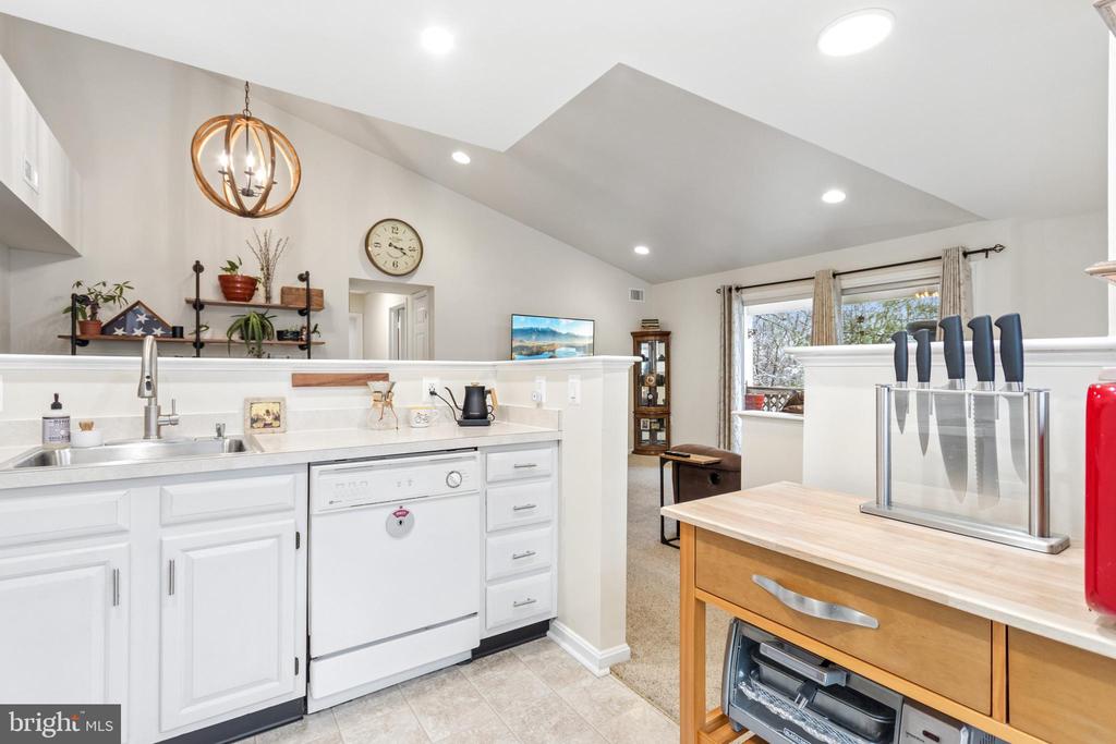 7876 WAVERLEY MILL COURT