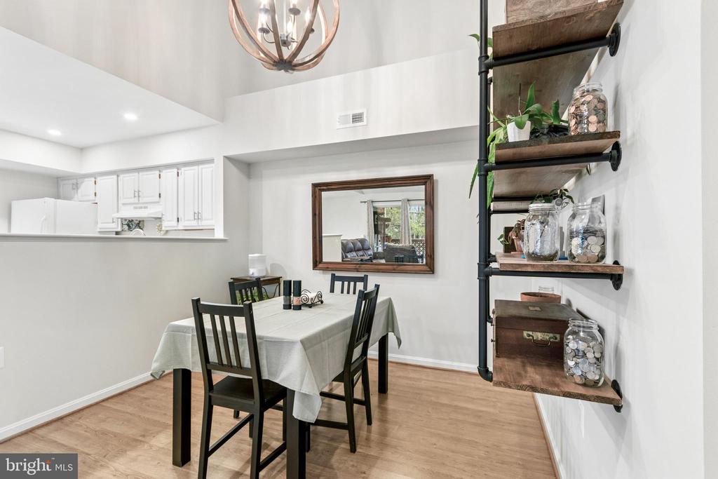 7876 WAVERLEY MILL COURT