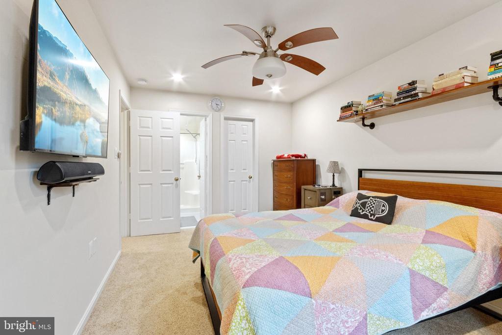 7876 WAVERLEY MILL COURT