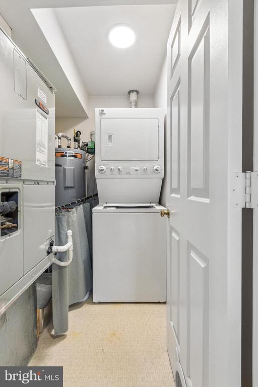 7876 WAVERLEY MILL COURT