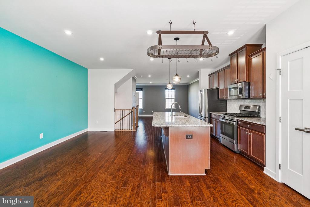2144 HEMLOCK BAY ROAD