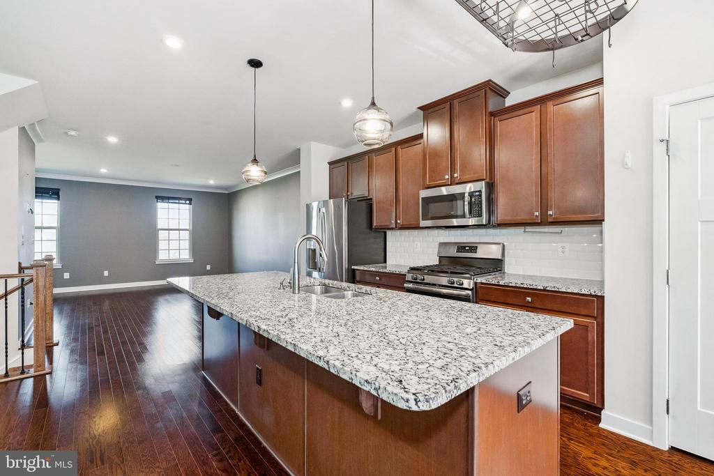 2144 HEMLOCK BAY ROAD