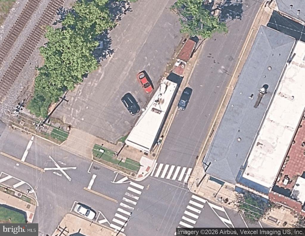401 POTOMAC AVENUE