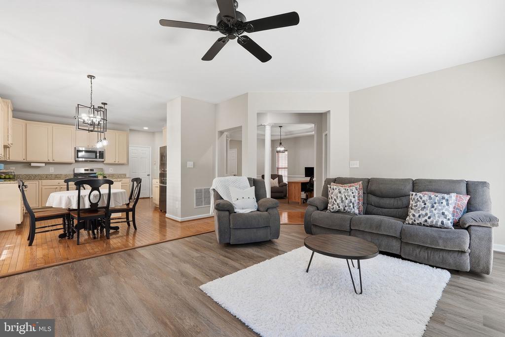 14840 LINKS POND CIRCLE