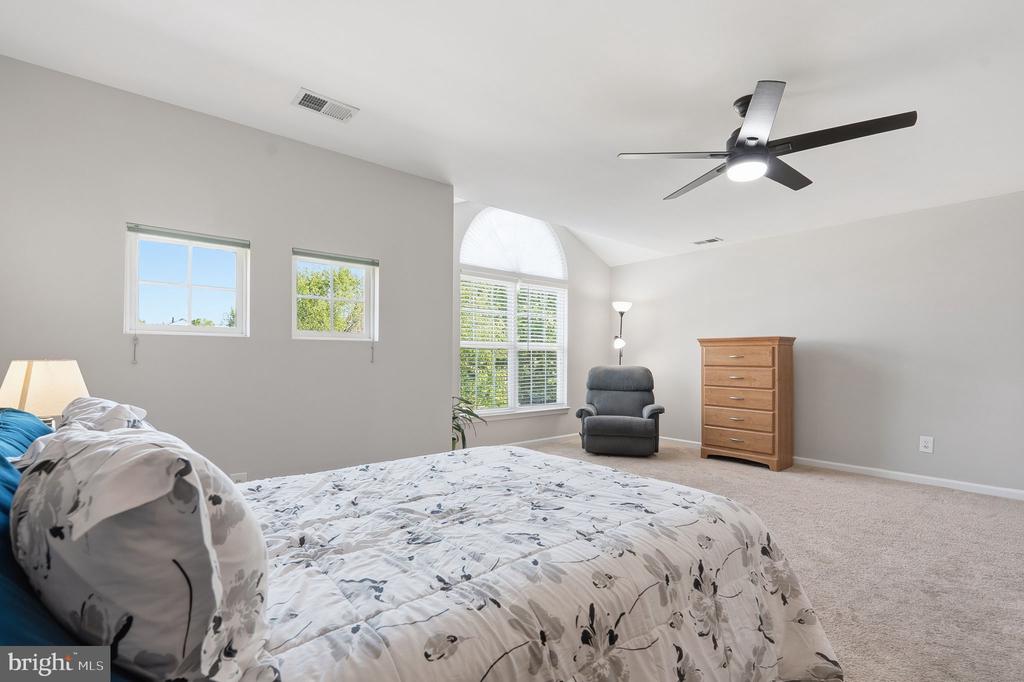 14840 LINKS POND CIRCLE