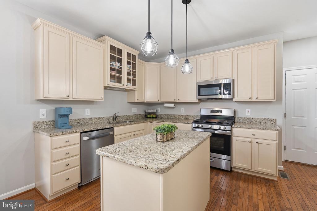 14840 LINKS POND CIRCLE
