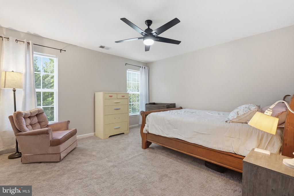 14840 LINKS POND CIRCLE