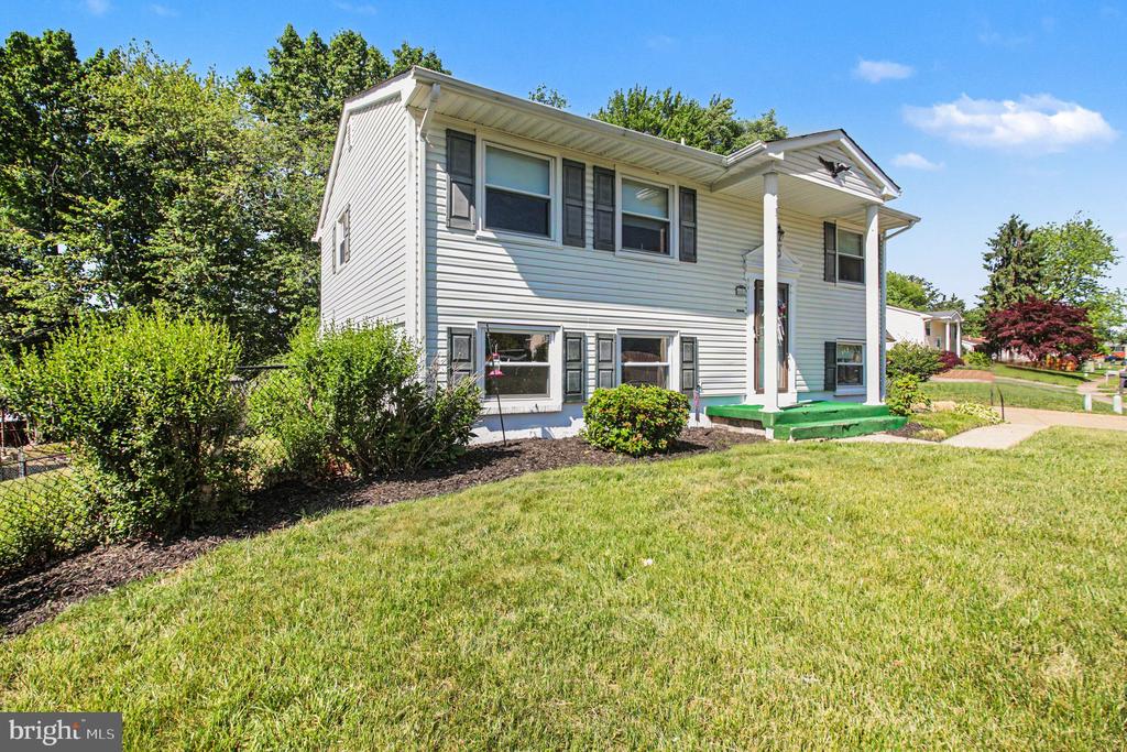 4401 KENTMORE DRIVE