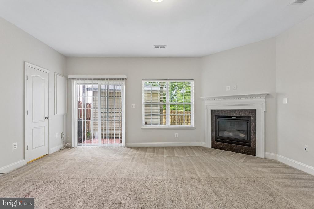 2613 GLENRIVER WAY