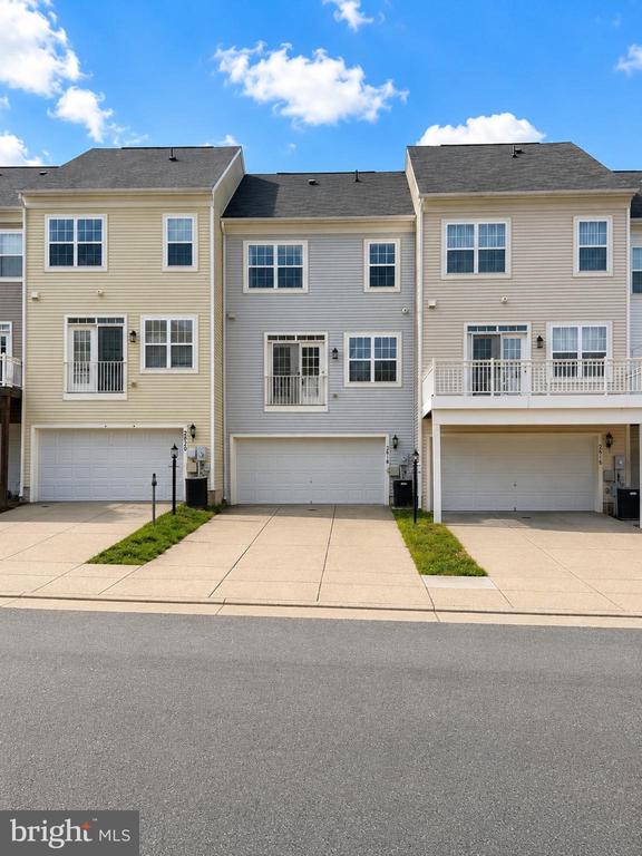 2618 RIVER BASIN LANE