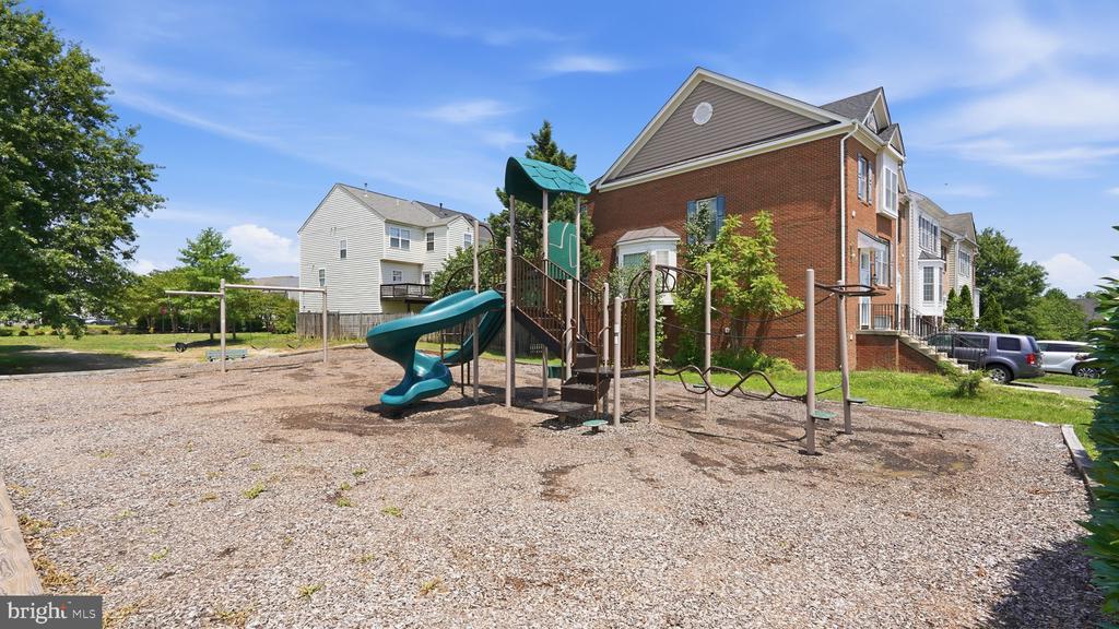 2618 RIVER BASIN LANE