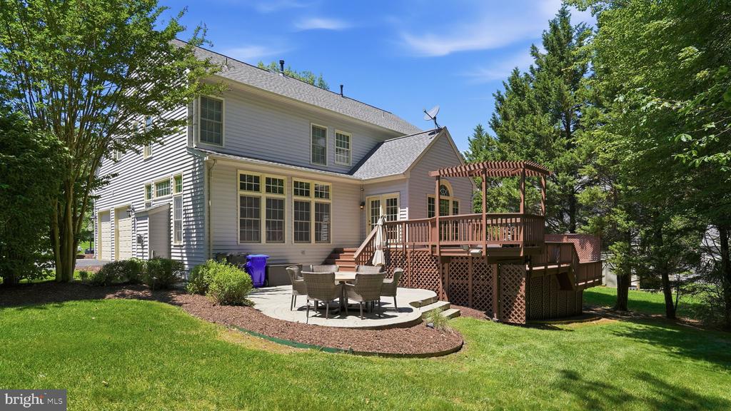 13175 AMBLEWOOD DRIVE