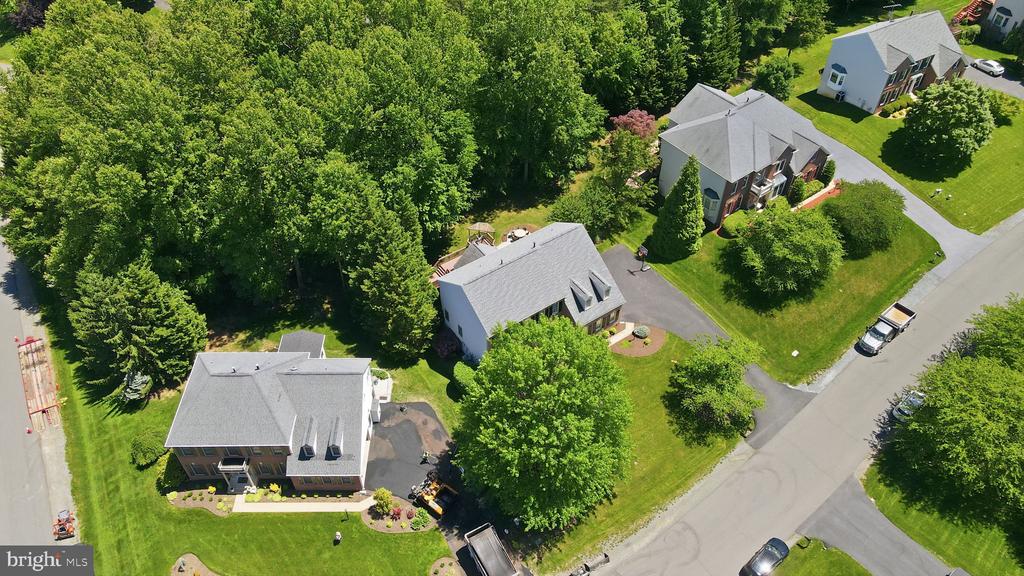 13175 AMBLEWOOD DRIVE