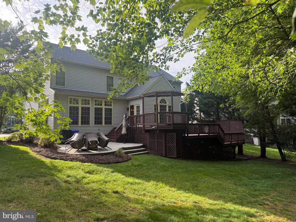 13175 AMBLEWOOD DRIVE