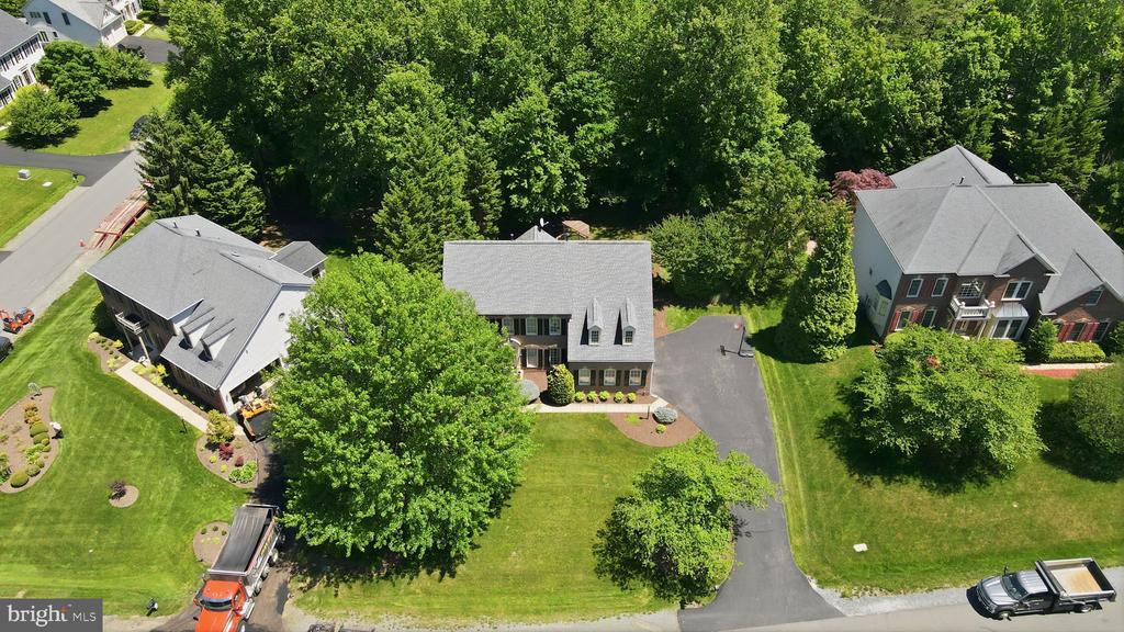 13175 AMBLEWOOD DRIVE