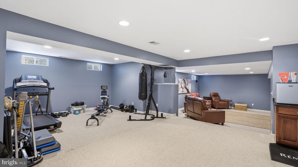 13175 AMBLEWOOD DRIVE