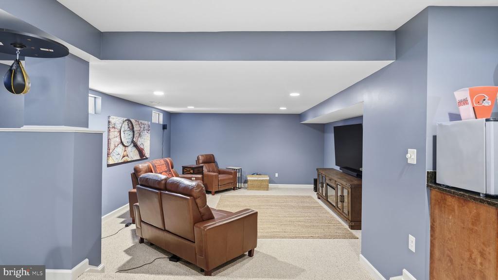 13175 AMBLEWOOD DRIVE