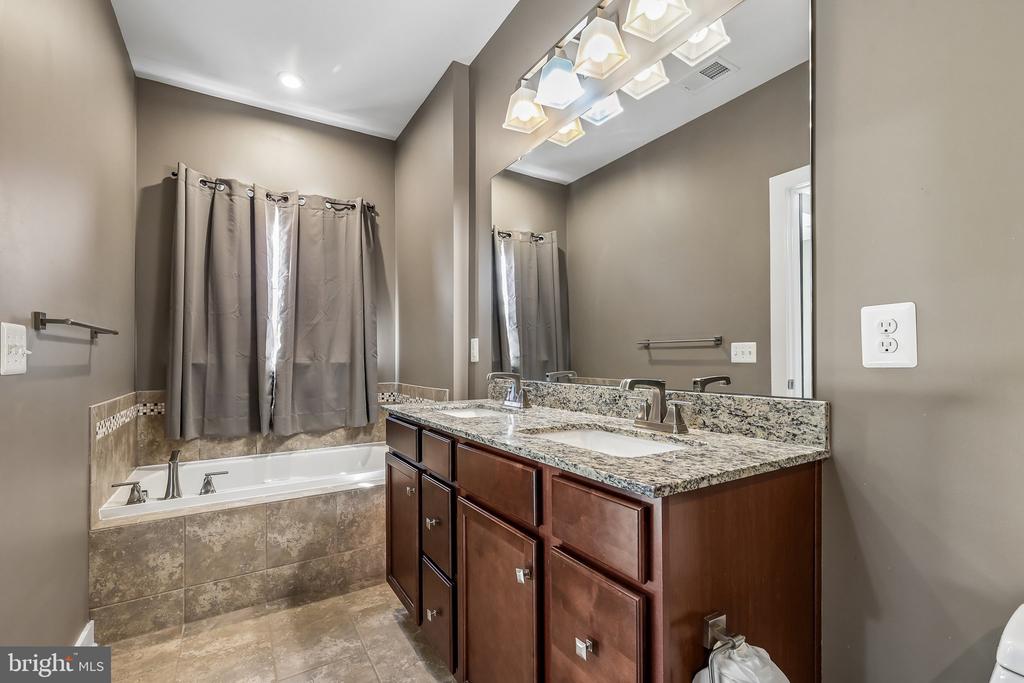 18002 RED CEDAR ROAD