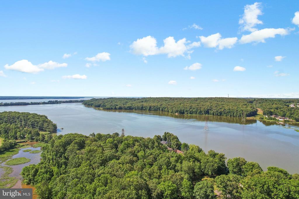 18303 POSSUM POINT ROAD