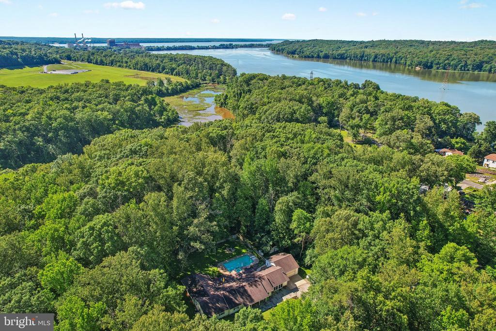 18303 POSSUM POINT ROAD