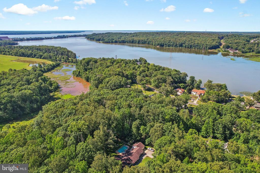 18303 POSSUM POINT ROAD