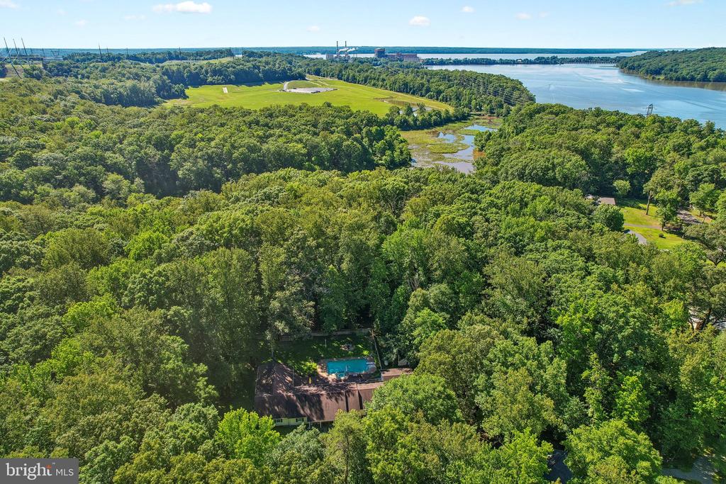 18303 POSSUM POINT ROAD