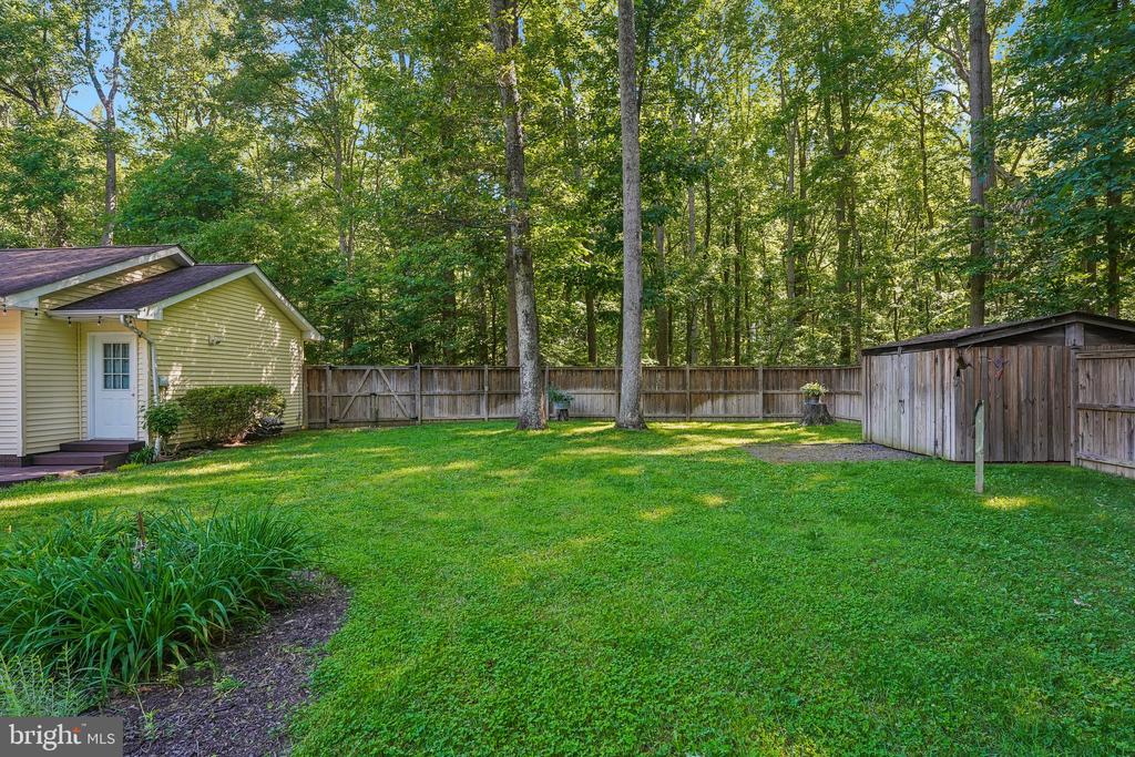 18303 POSSUM POINT ROAD