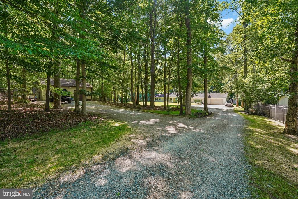 18303 POSSUM POINT ROAD