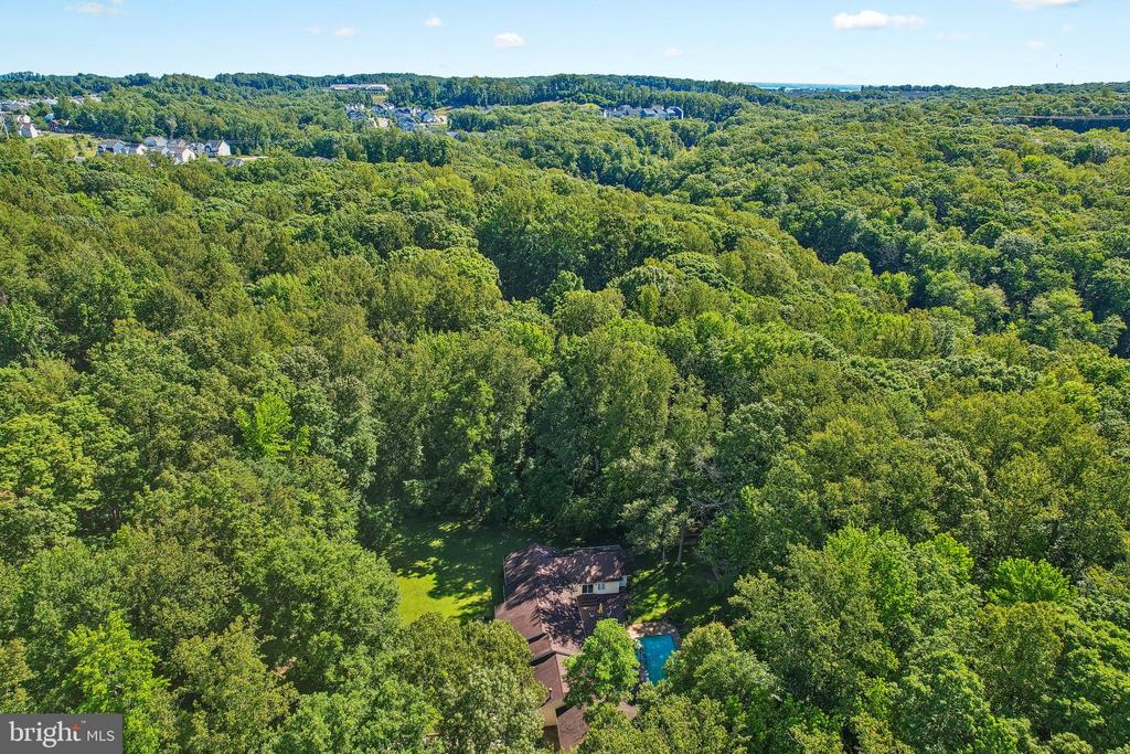 18303 POSSUM POINT ROAD