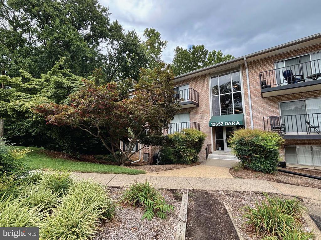 12652 DARA DRIVE Unit: 301