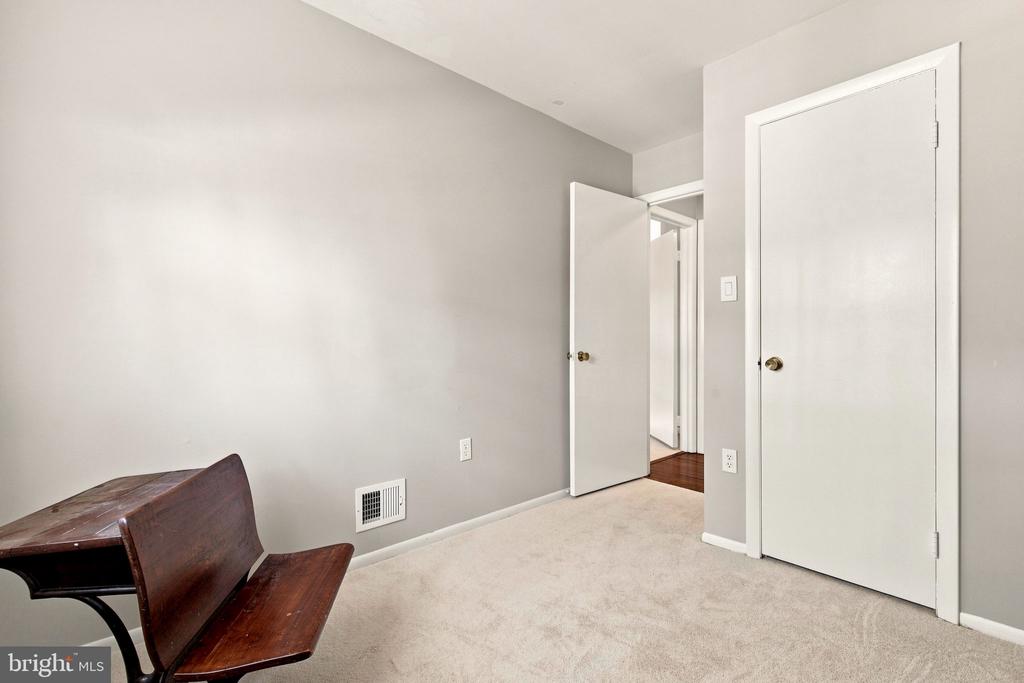 5256 MEDWICK COURT