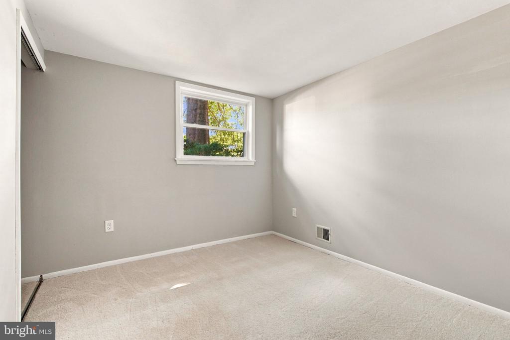 5256 MEDWICK COURT
