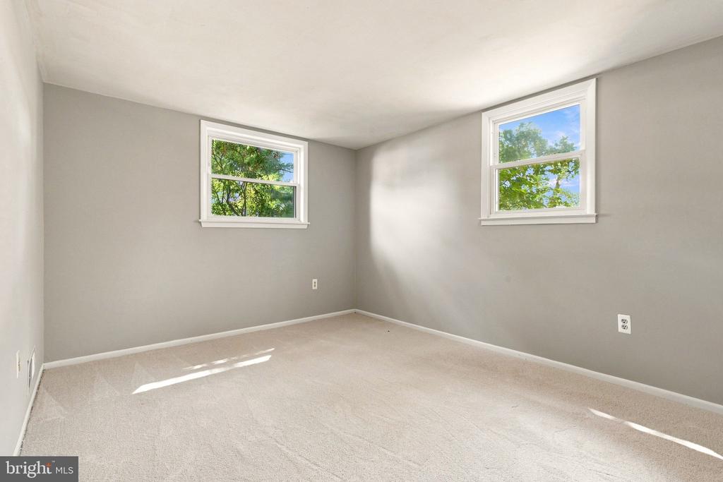 5256 MEDWICK COURT