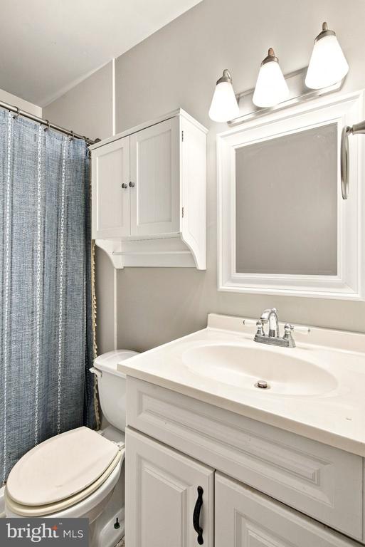 5256 MEDWICK COURT