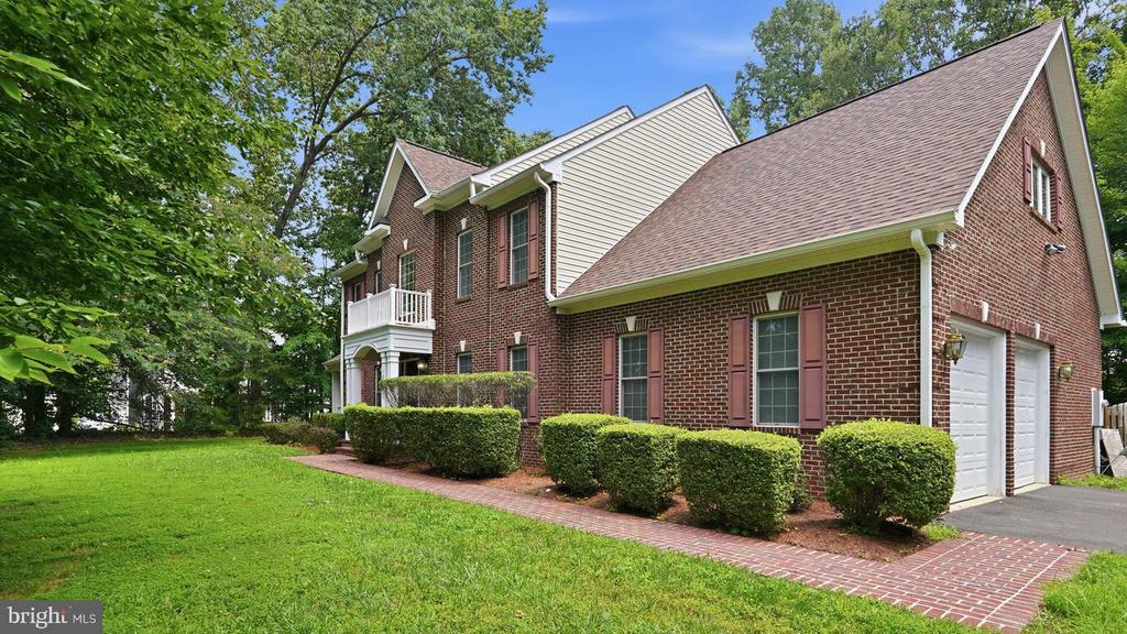 13301 DUMFRIES ROAD